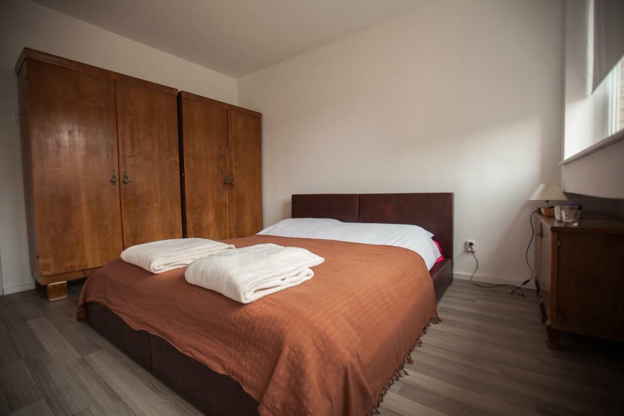 Riverview Apartment Ösek Dış mekan fotoğraf