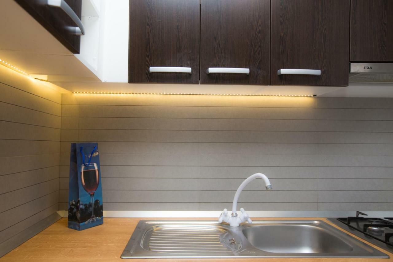 Riverview Apartment Ösek Dış mekan fotoğraf